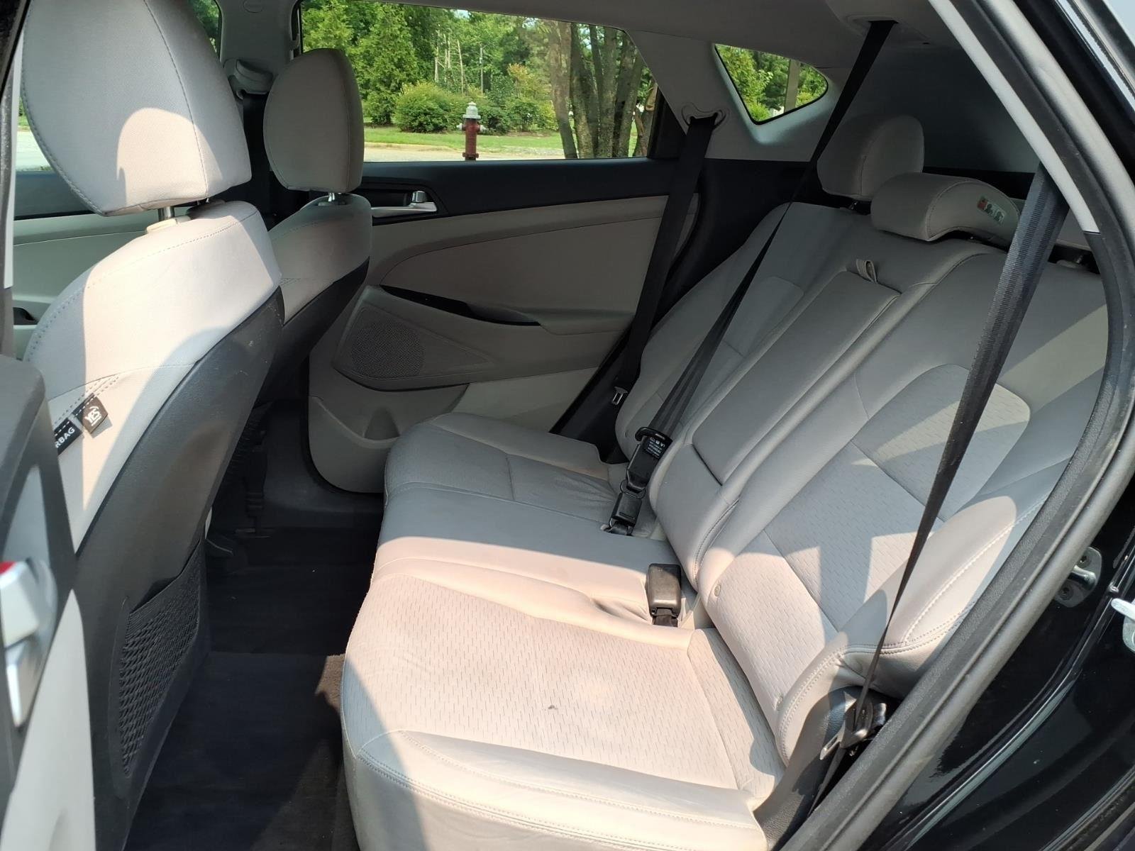 Used 2020 Black Noir Pearl Hyundai Value image 20