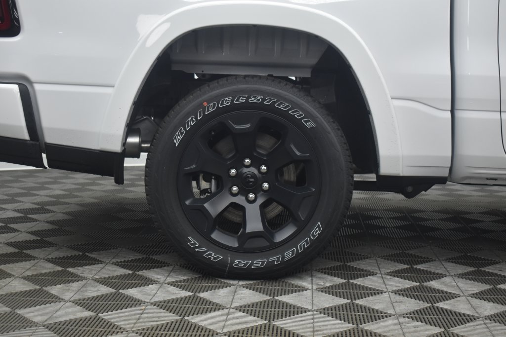 New 2026 Bright White Clear-Coat Exterior Paint RAM Big Horn/Lone Star image 7