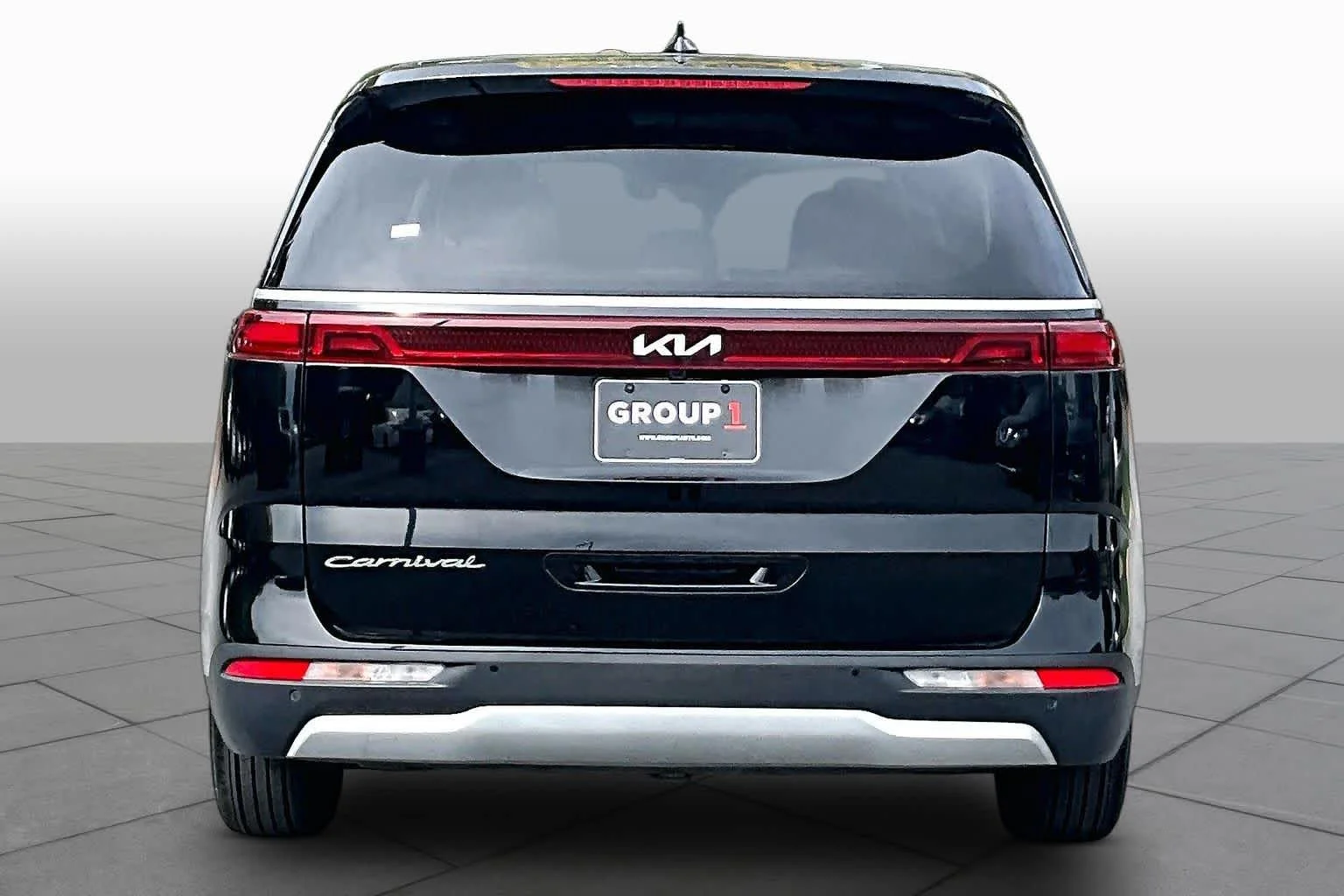 Used 2022 Aurora Black Kia LXS image 5