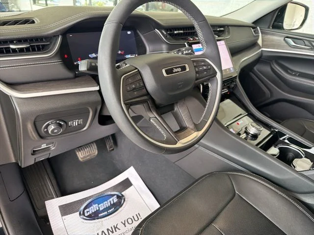 Used 2023 Black Jeep Limited image 19