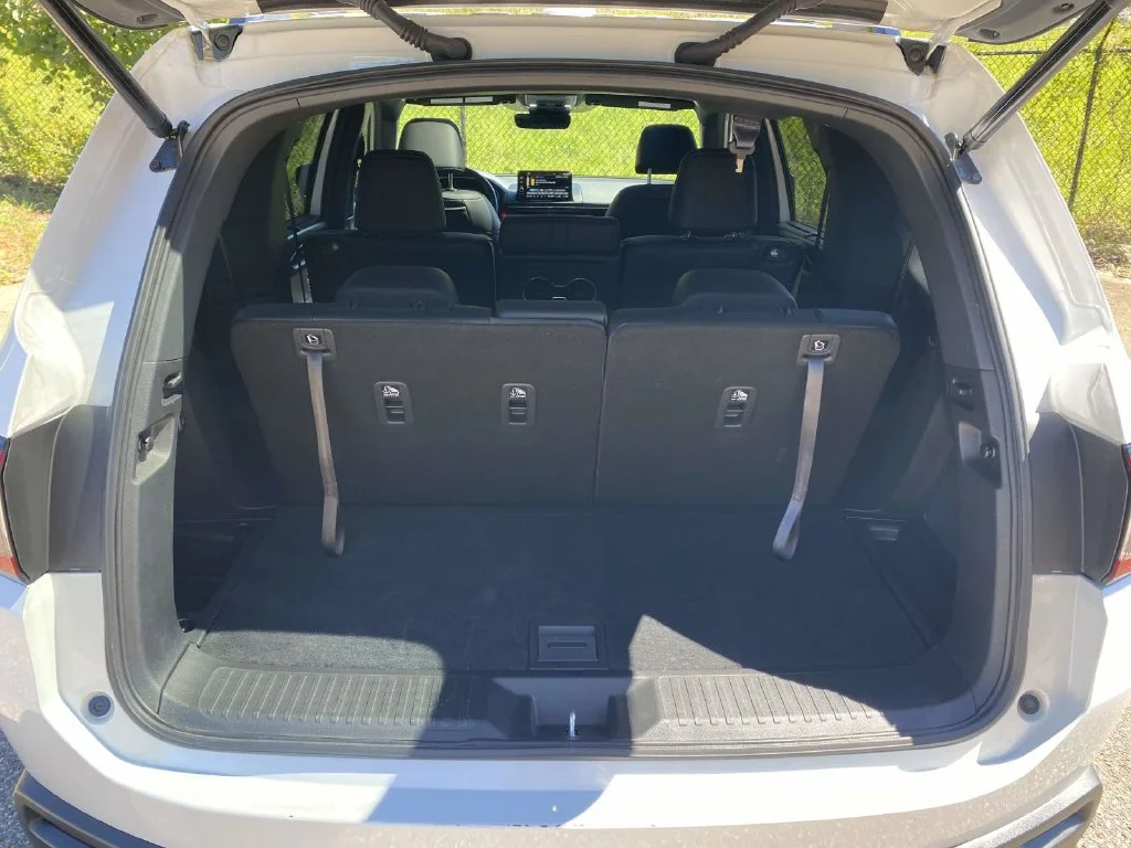 Certified Used 2025  Honda Black Edition image 13