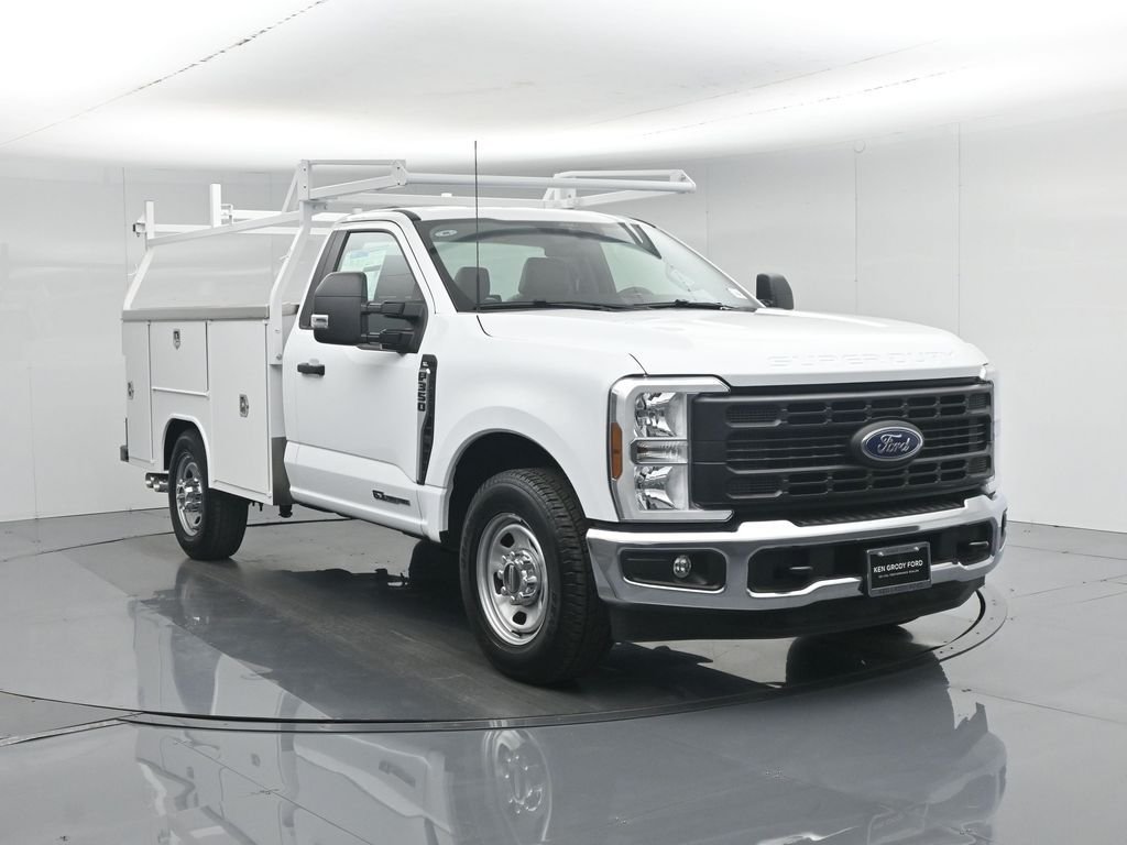 2025 Ford F-350 XL Regular Cab 8' Box SRW's photo
