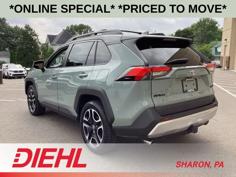 Used 2020  Toyota Adventure image 5