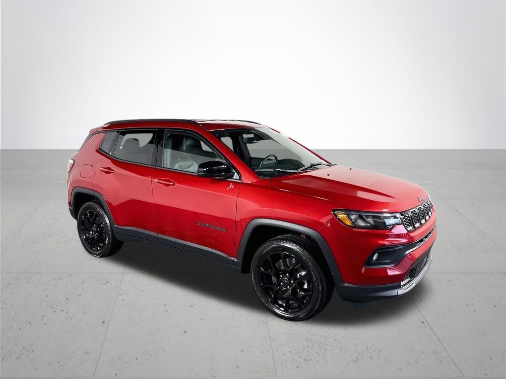 New 2026 Red Hot Pearl-Coat Exterior Paint Jeep Latitude image 4
