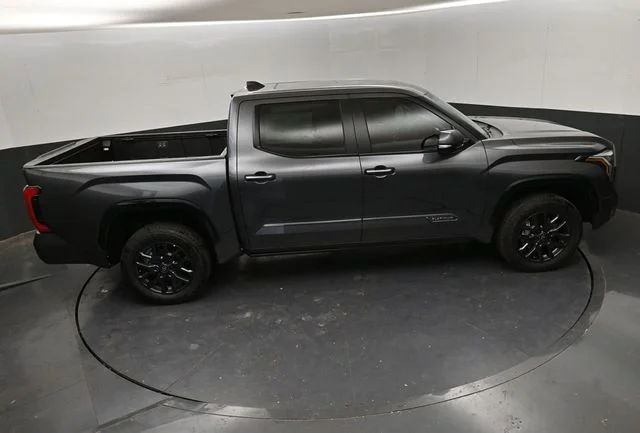2026 Toyota Tundra Platinum - Photo 31