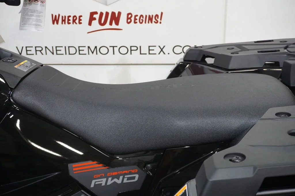 New 2026 ONYX BLACK Polaris Trail image 11