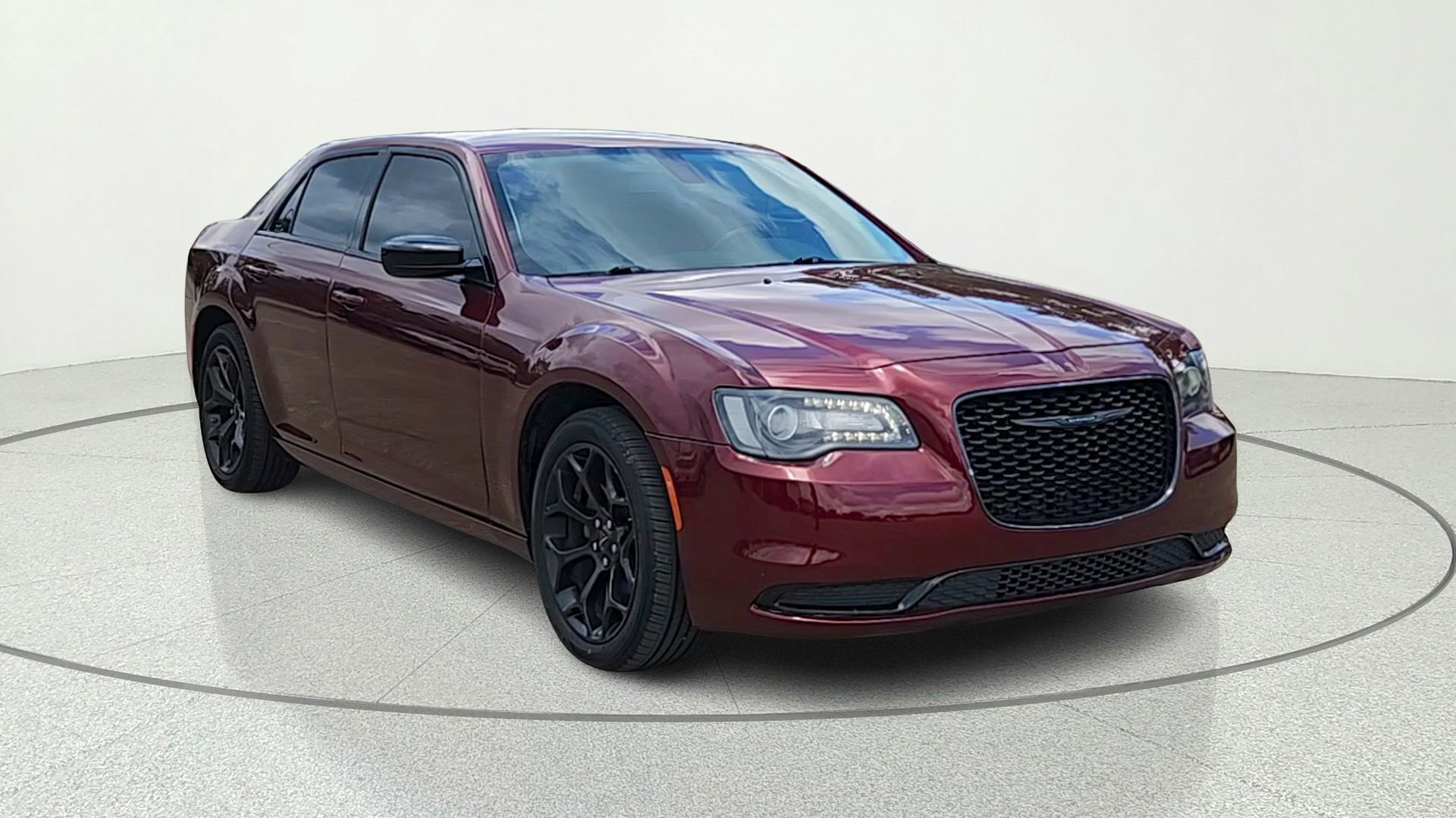 2022 Chrysler 300 Touring's photo