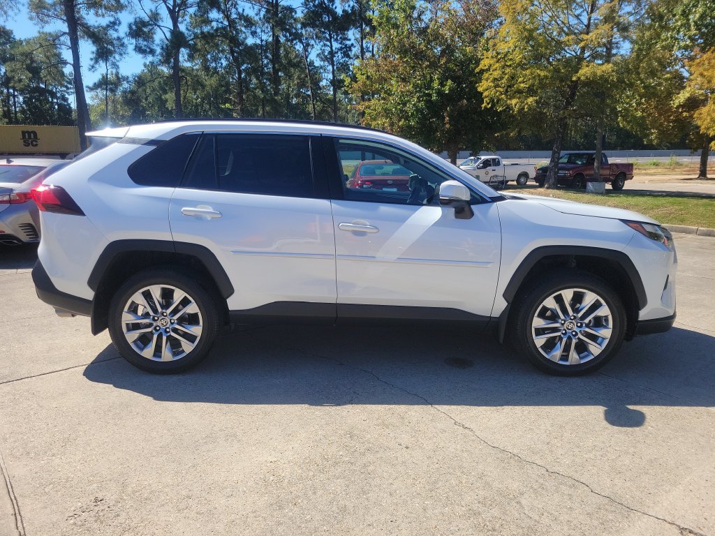 Certified Used 2024 Beige Toyota XLE Premium image 9