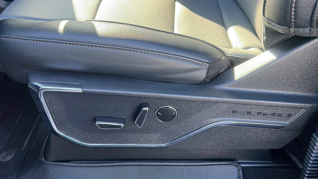 Certified Used 2023 Carbonized Gray Metallic Ford Lariat image 14