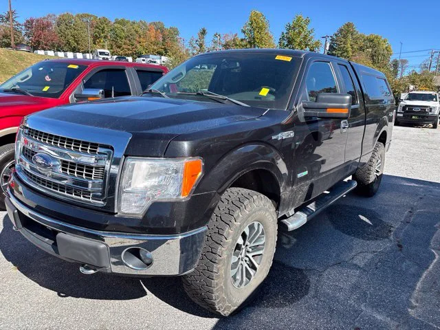 Used 2014 Tuxedo Black Metallic Ford XLT image 4