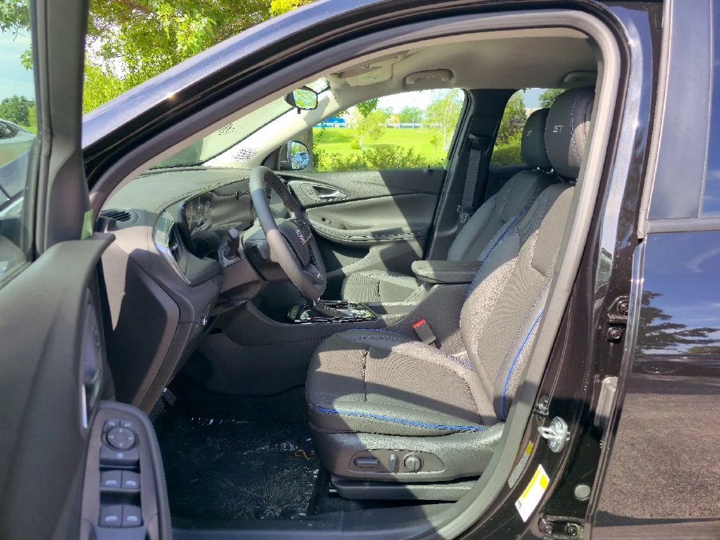 2026 Buick Encore GX Sport Touring - Photo 21