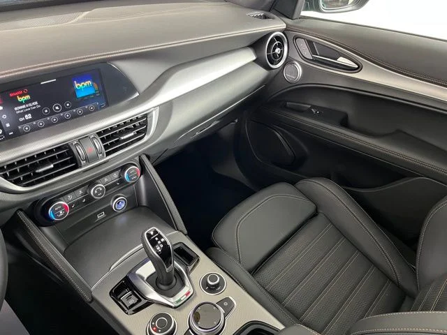 2025 Alfa Romeo Stelvio Intensa - Photo 38