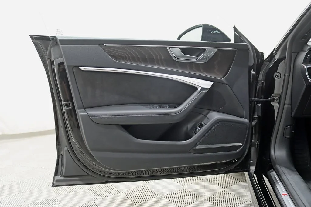 Used 2022 Black Audi 55 Prestige image 38