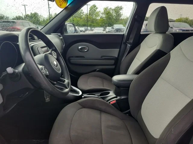 Used 2016 Silver Kia Base image 14