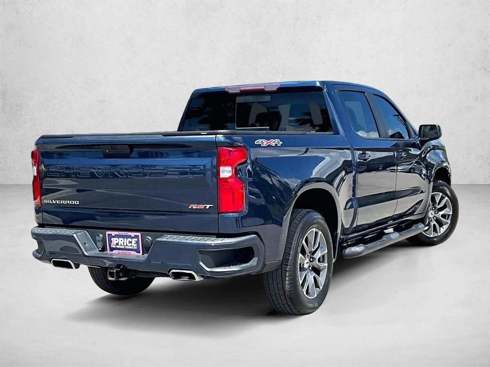 Used 2021 Northsky Blue Metallic Chevrolet RST image 2