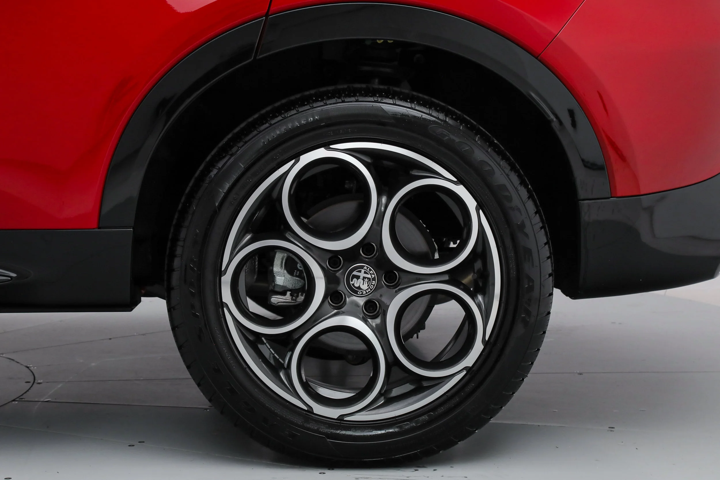 2025 Alfa Romeo Tonale Base - Photo 20