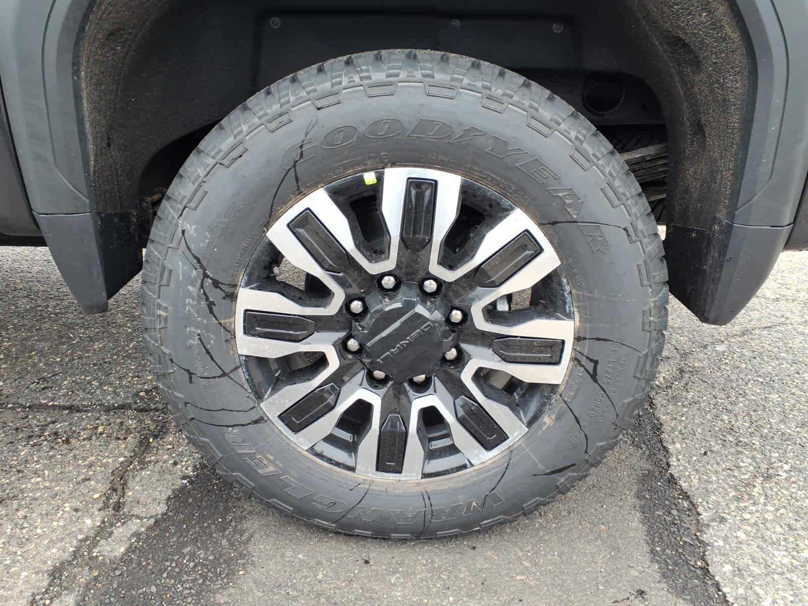New 2026 Titanium Rush Metallic GMC Denali Ultimate image 5