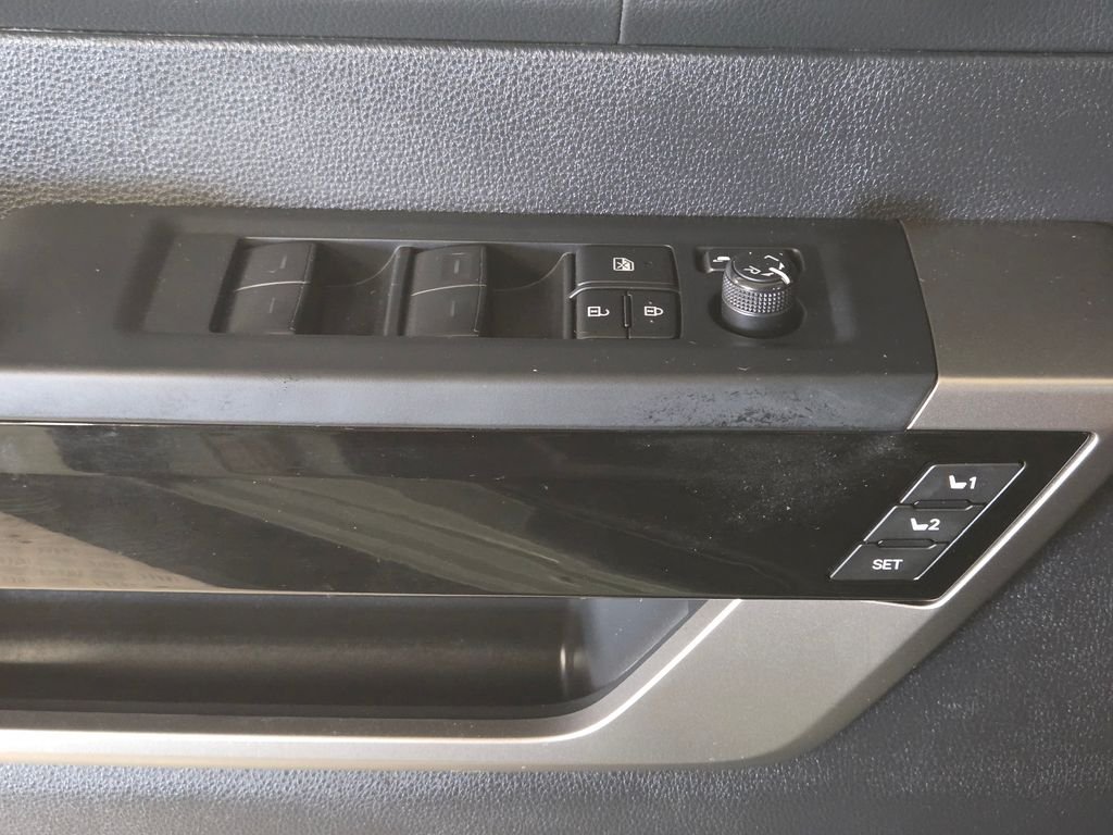 Used 2023  Toyota Limited image 28