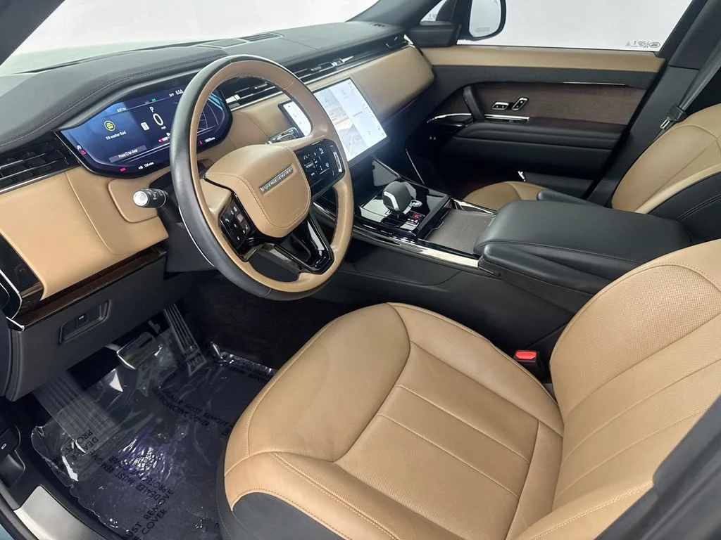 Certified Used 2024 Green Land Rover Dynamic SE image 9
