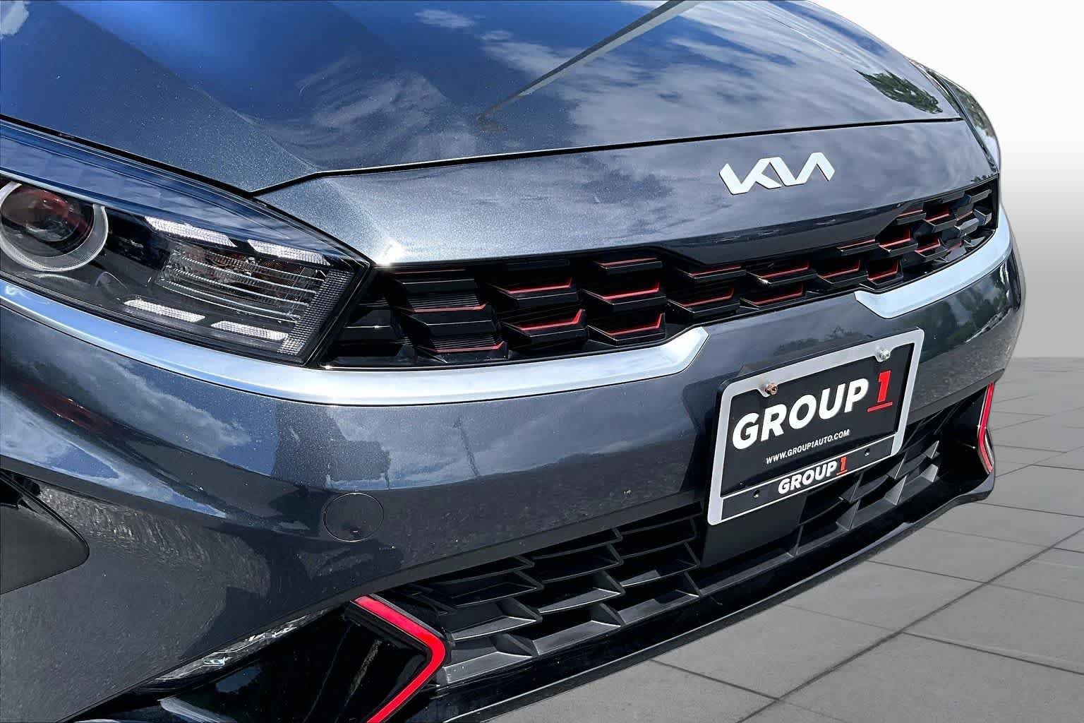 Used 2023 Gravity Gray Kia GT-Line image 30