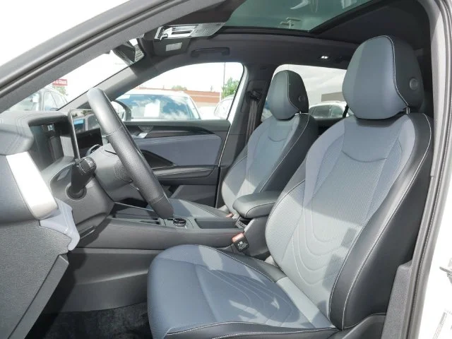 Certified Used 2026 White Volkswagen SE R-Line Black image 15
