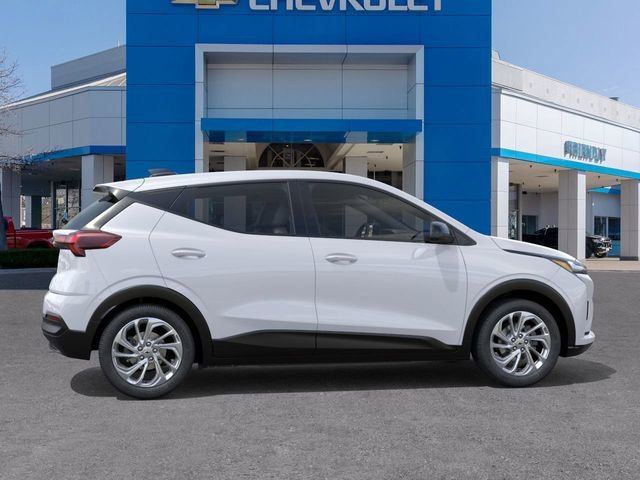 2027 Chevrolet Bolt LT - Photo 6