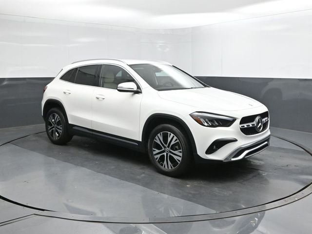 Used 2025 White Mercedes-Benz GLA 250 image 26