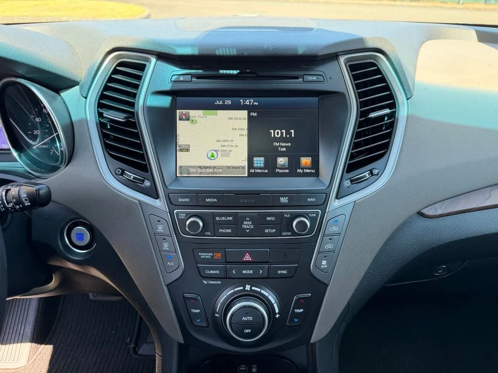 Used 2017 Circuit Silver Hyundai Limited Ultimate image 22