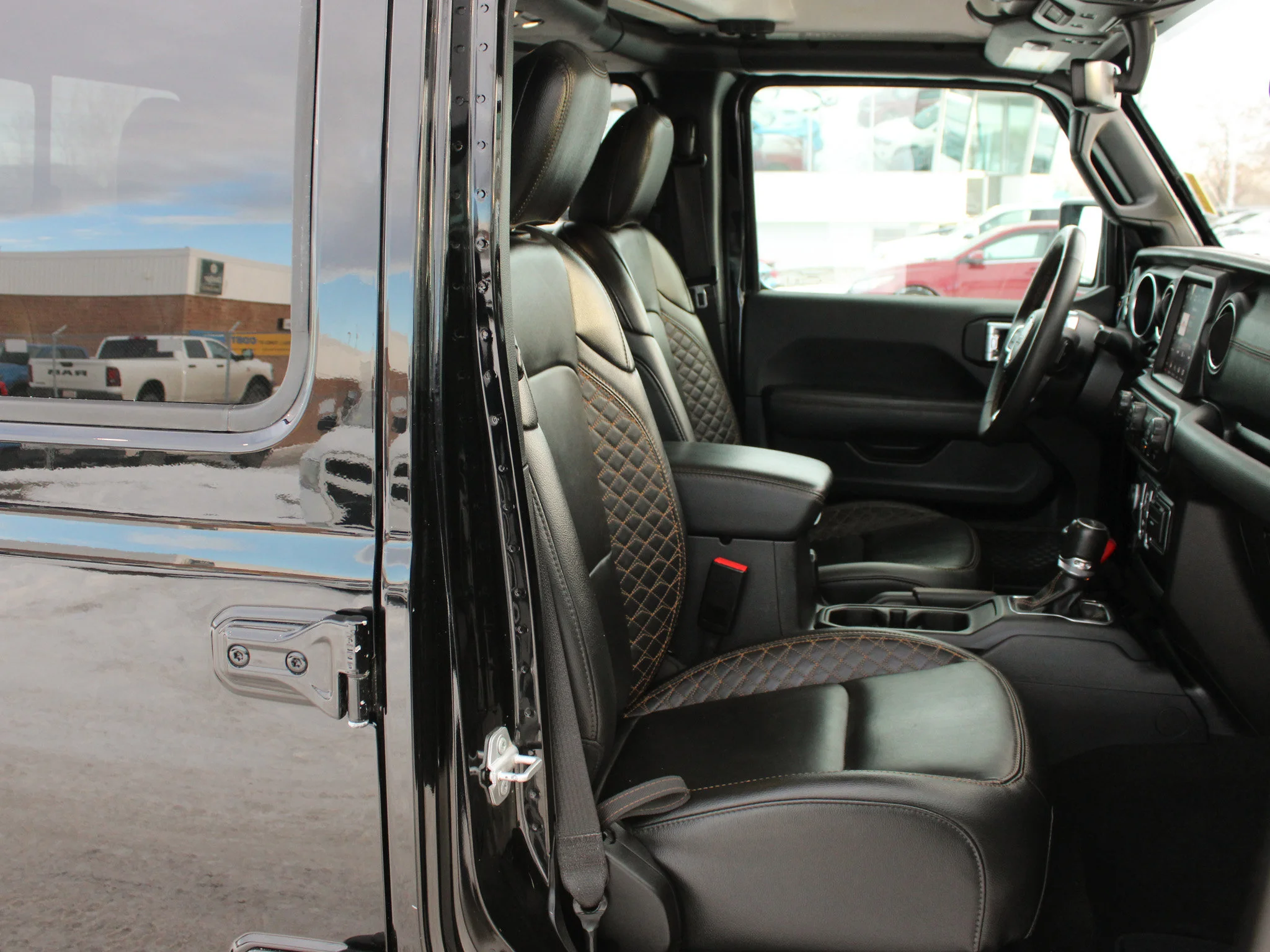 Certified Used 2023 Black Jeep High Altitude * No Accidents | Heated Seats | Leather | Apple CarPlay | 3M PPF | V6 image 16