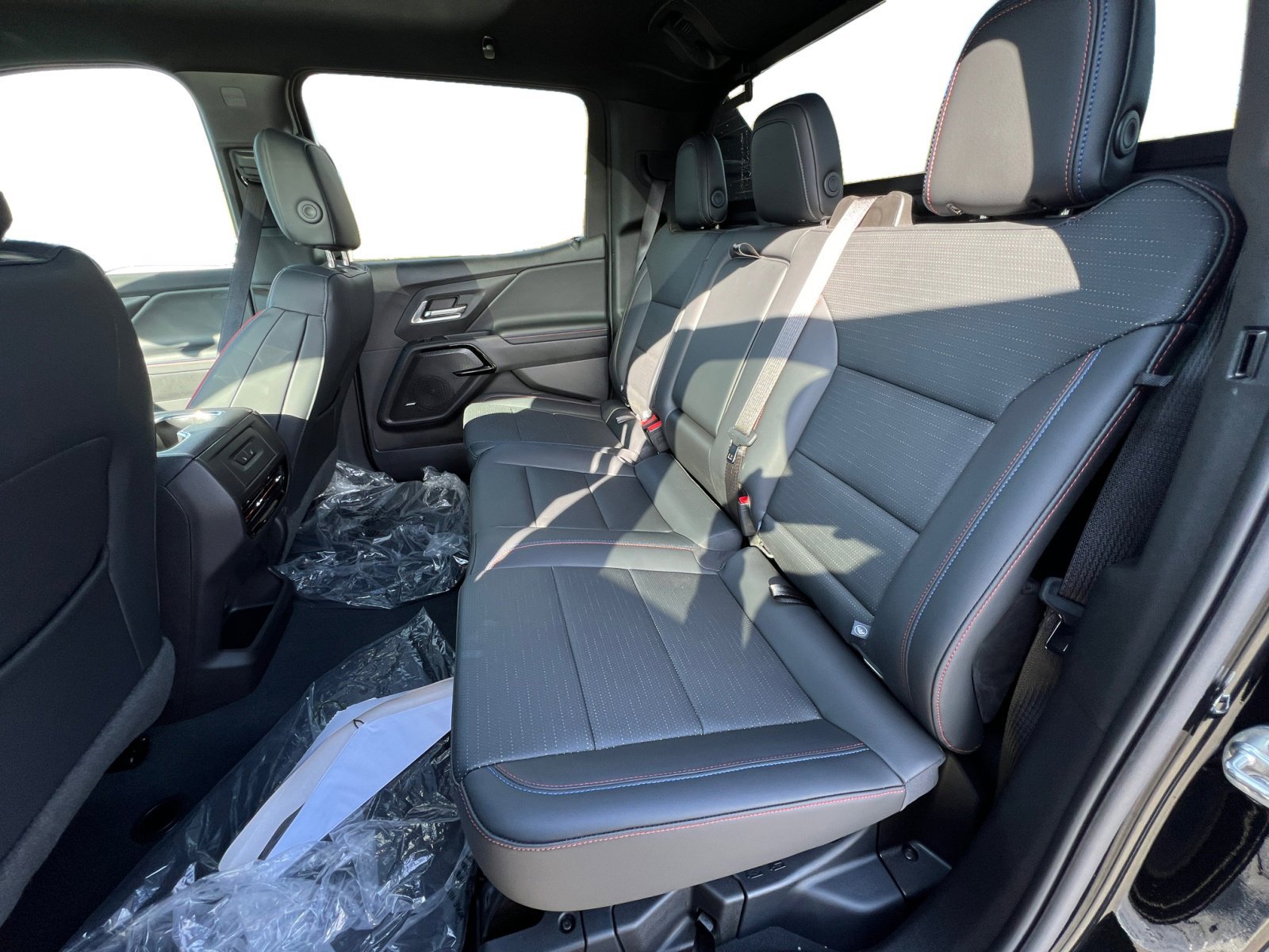 2024 Chevrolet Silverado EV RST - Photo 16