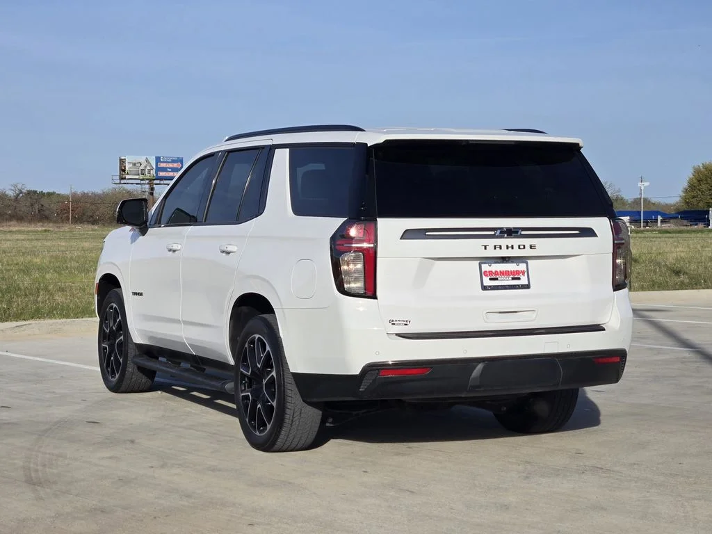 Used 2021 White Chevrolet Z71 image 4