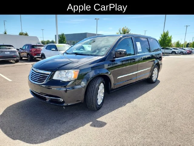 Used 2013 Black Chrysler Touring image 3