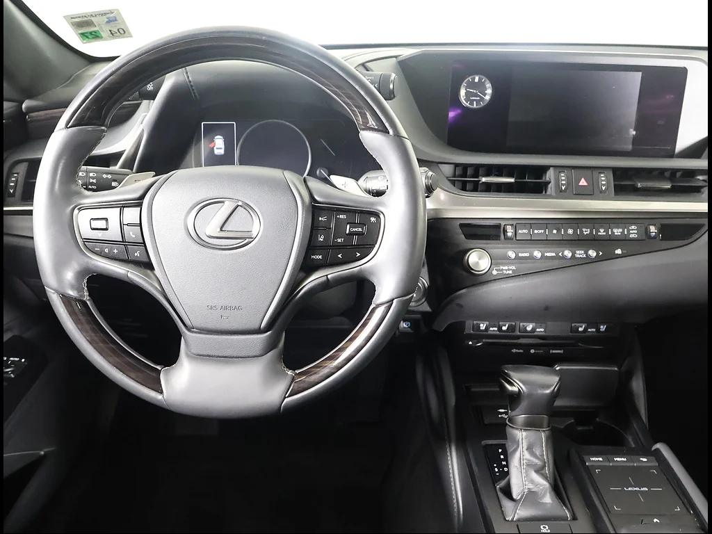 Used 2021 Atomic Silver Lexus Base image 8