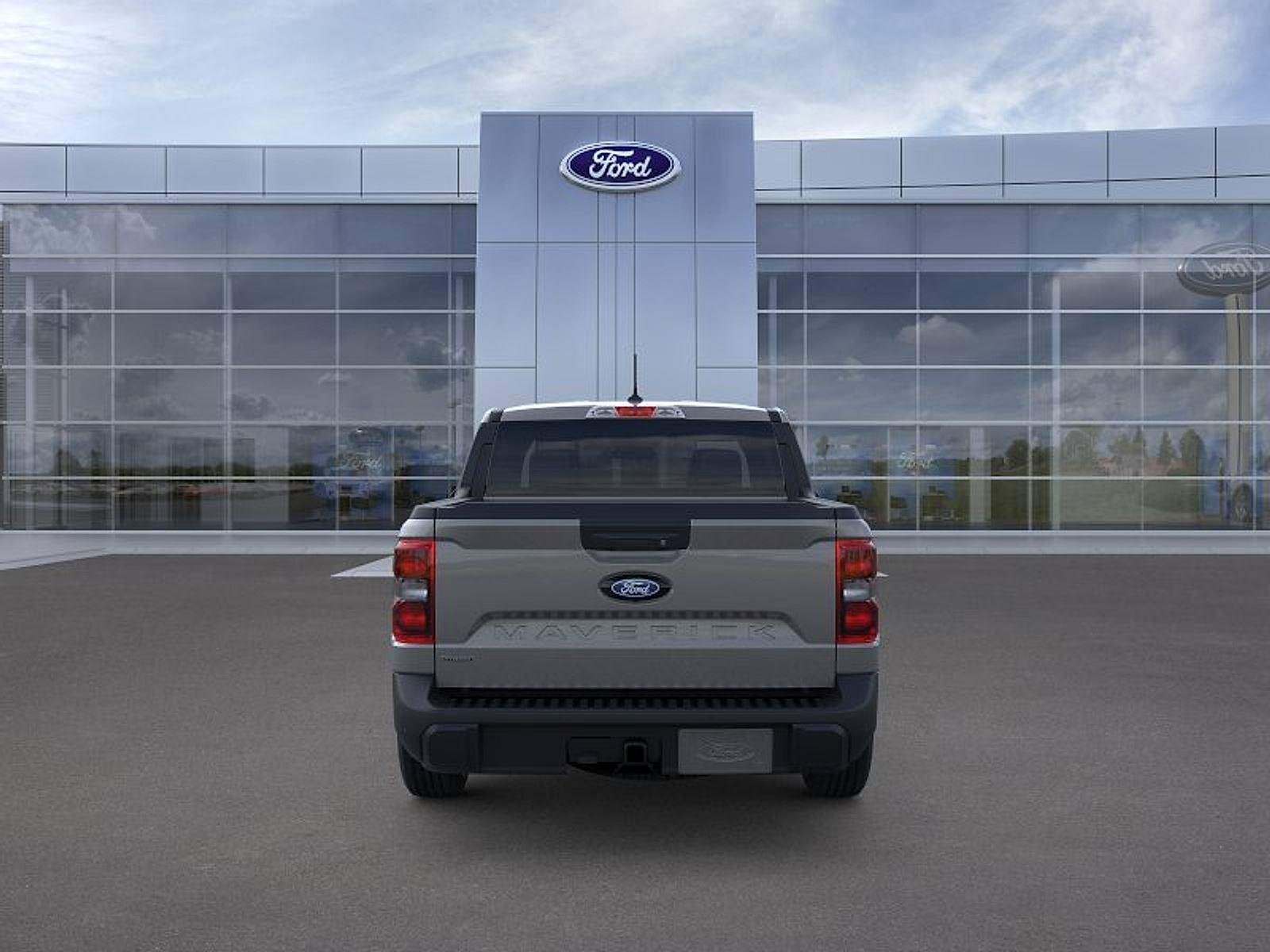 New 2026 Carbonized Gray Metallic Ford XLT image 5