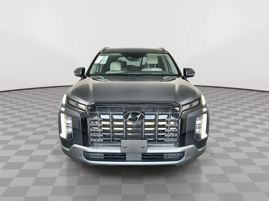Used 2024 Gray Hyundai Limited image 3