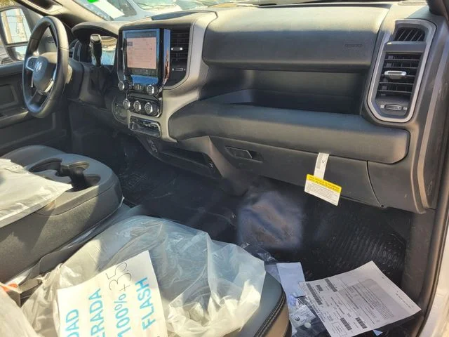 2025 RAM 2500 Tradesman - Photo 18