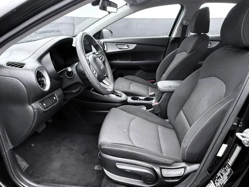 Certified Used 2023  Kia LXS Sedan 4D image 30