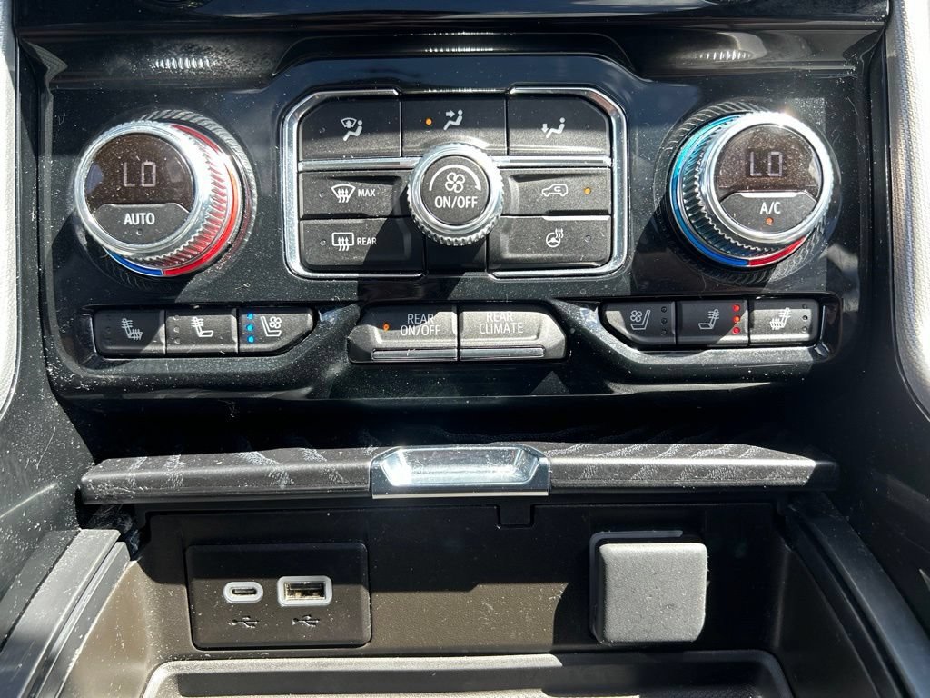 Used 2024 Onyx Black GMC Denali image 38