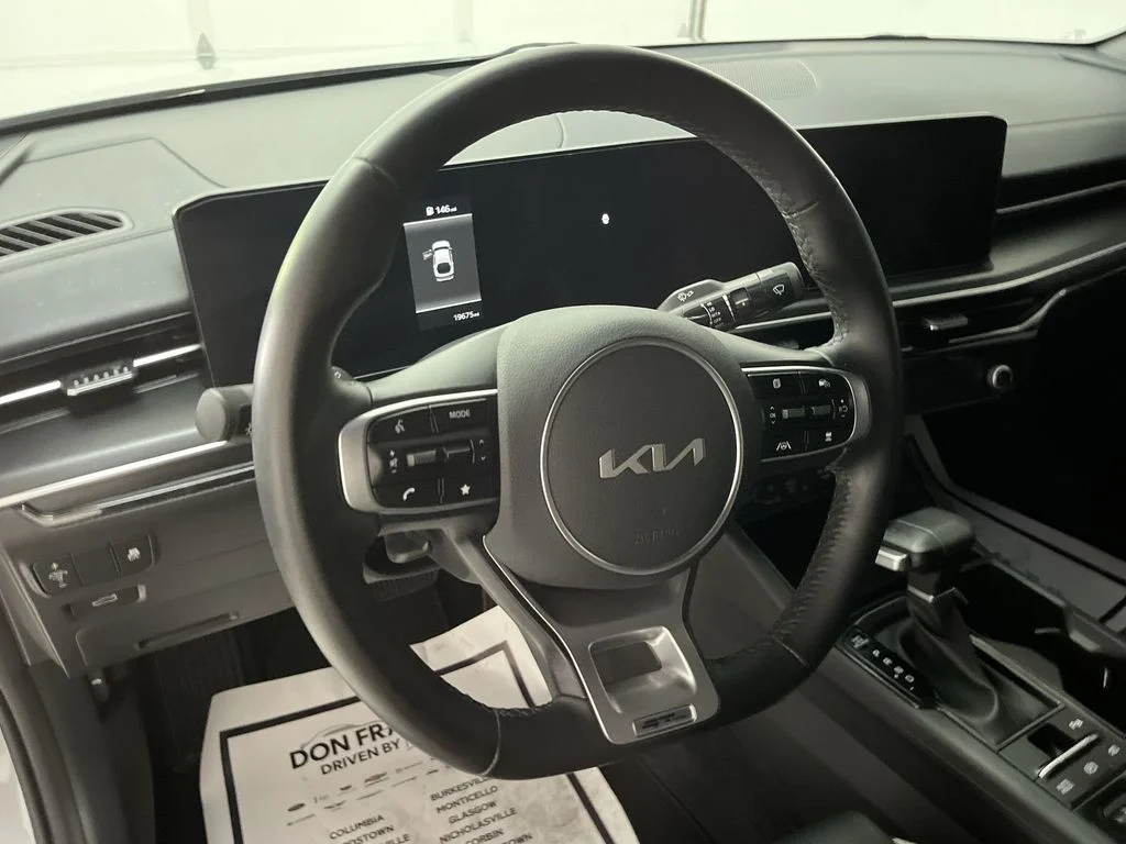 Used 2025 Gray Kia GT-Line image 18