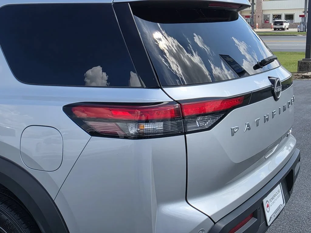 Used 2024 Silver Nissan SV image 11