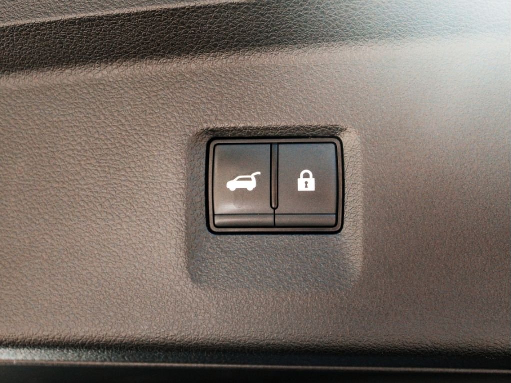 Used 2024 Mineral Black INFINITI SENSORY image 32
