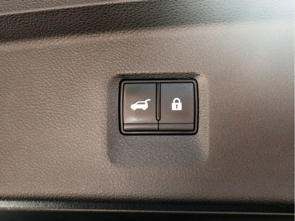 Used 2024 Mineral Black INFINITI SENSORY image 32