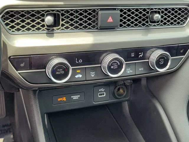 Used 2024  Acura BASE image 27