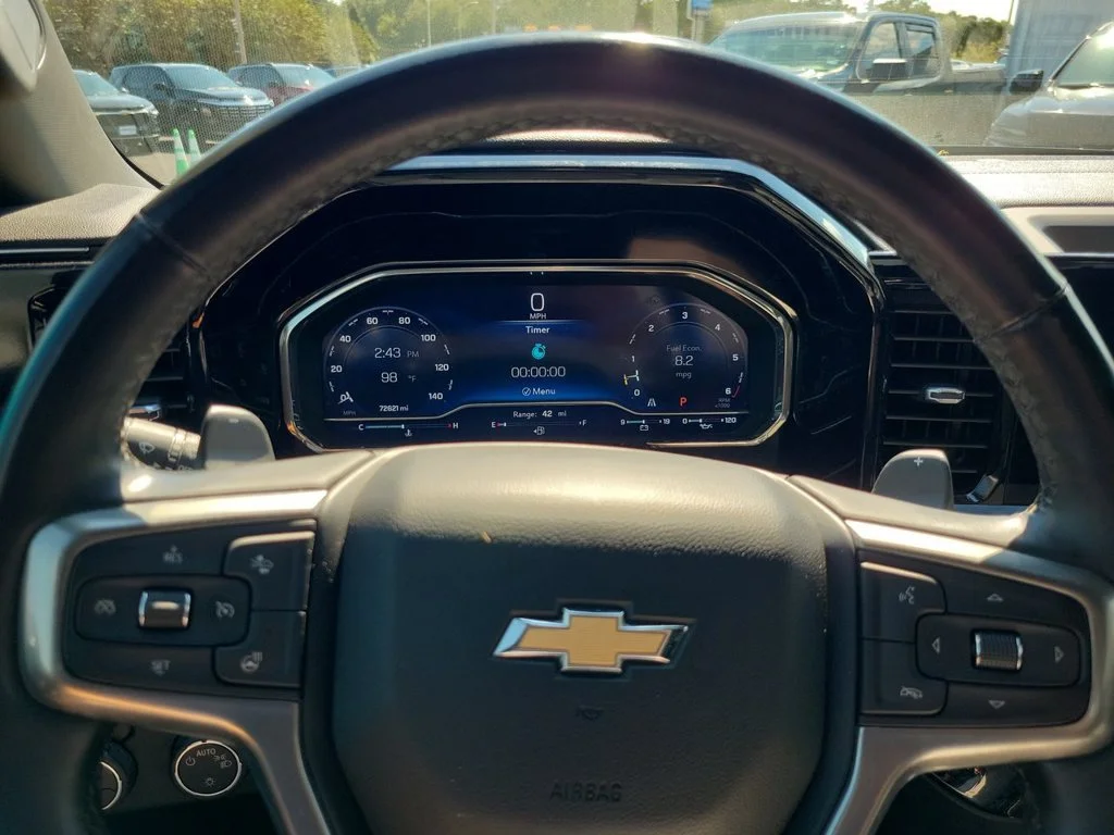 2023 Chevrolet Silverado 1500 LT - Photo 17