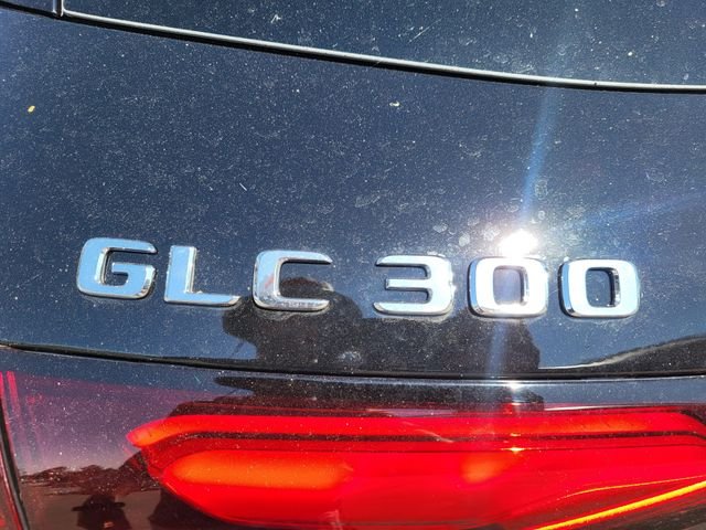 New 2026 Black Mercedes-Benz GLC 300 image 13