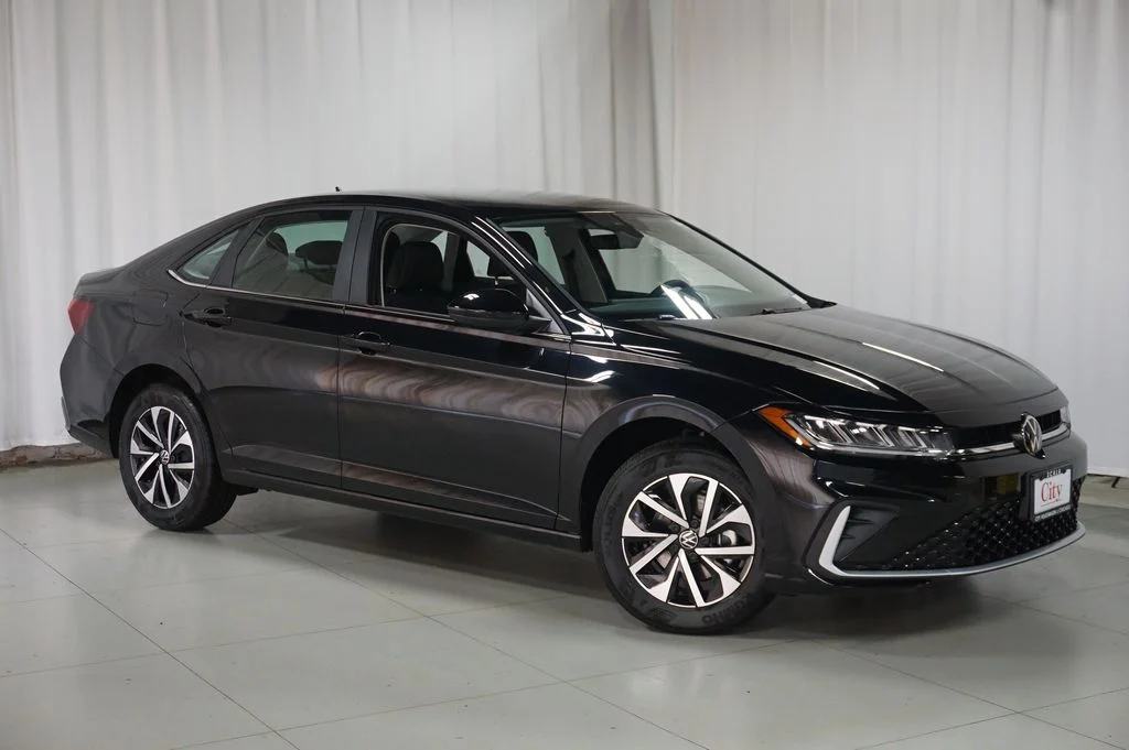 New 2026 Black Volkswagen 1.5T S image 3