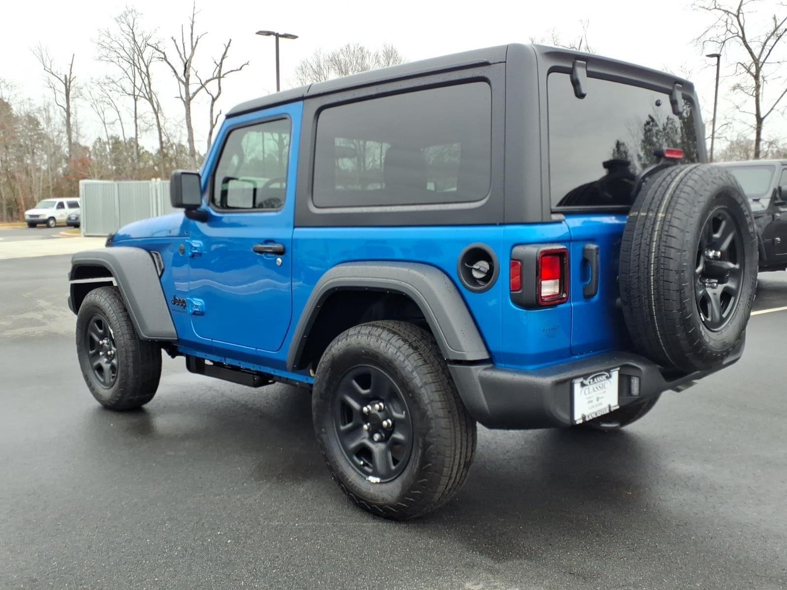 New 2026 Hydro Blue Pearl-Coat Exterior Paint Jeep Sport image 21