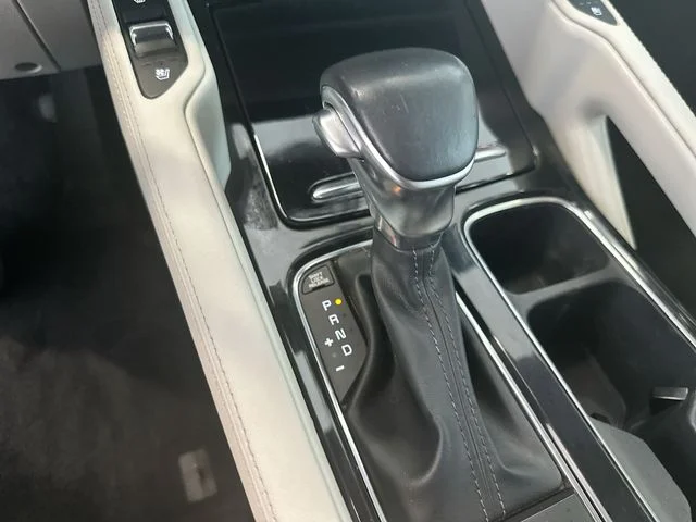 Used 2021 Black Kia EX image 24
