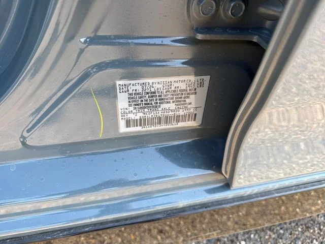 New 2027 Atlantic Gray Metallic / Super Black Two-tone Nissan SR image 24