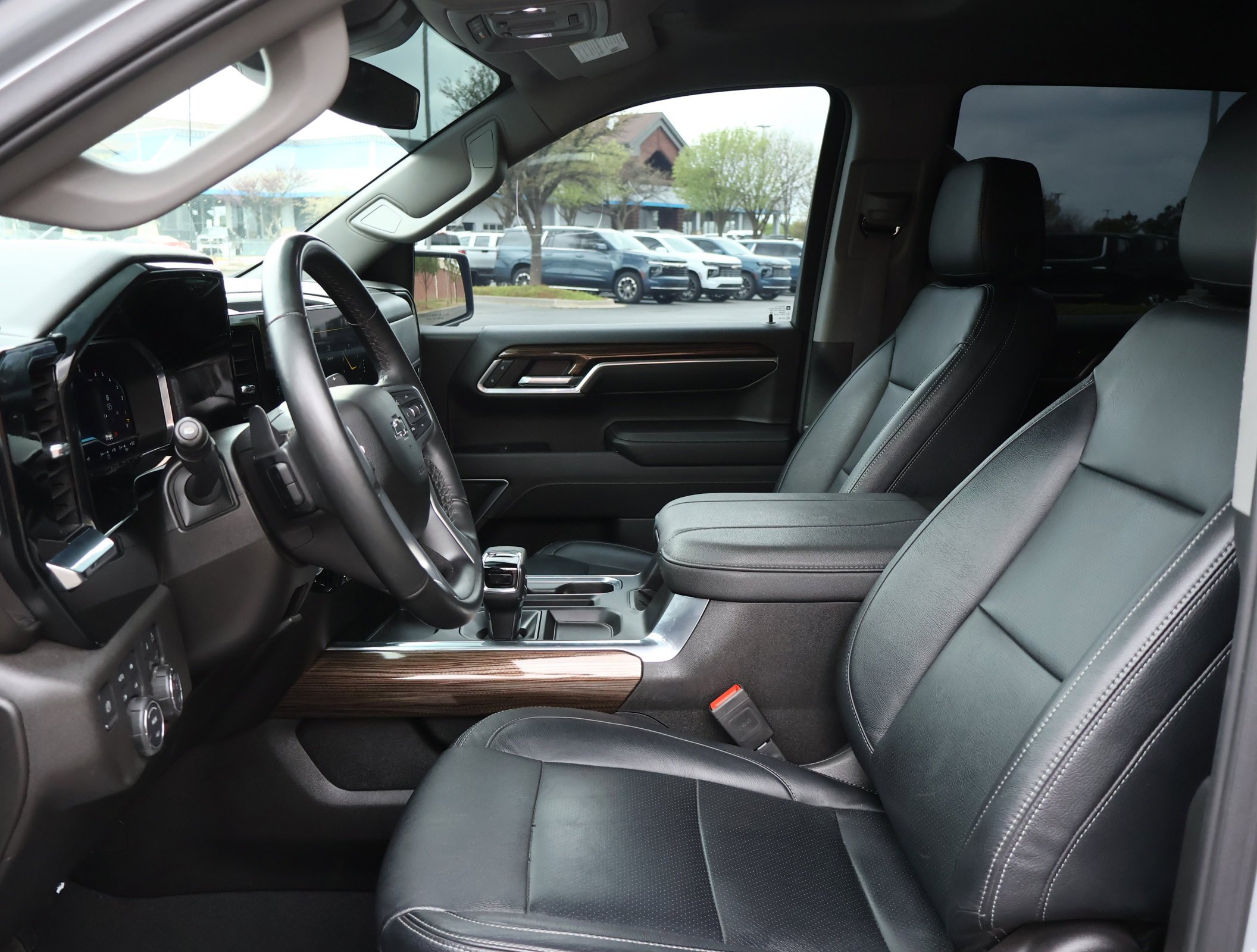 2024 Chevrolet Silverado 1500 RST - Photo 11